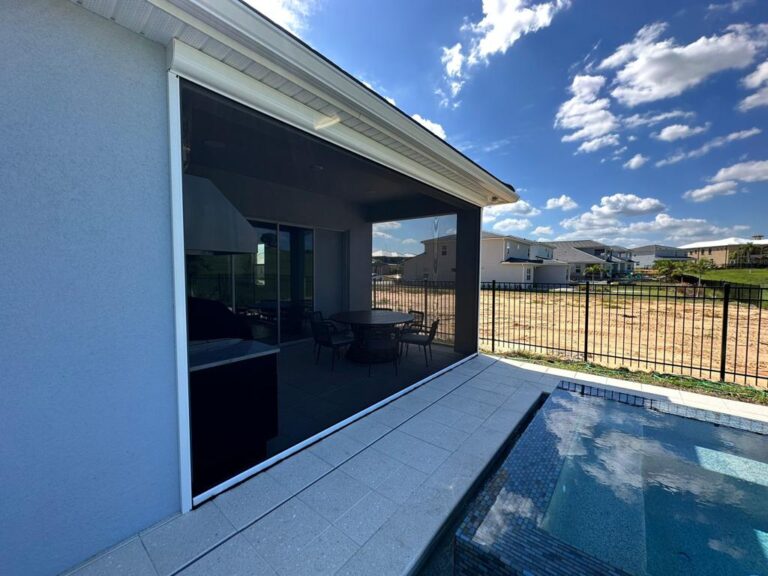 EXTERIOR SHADE 2